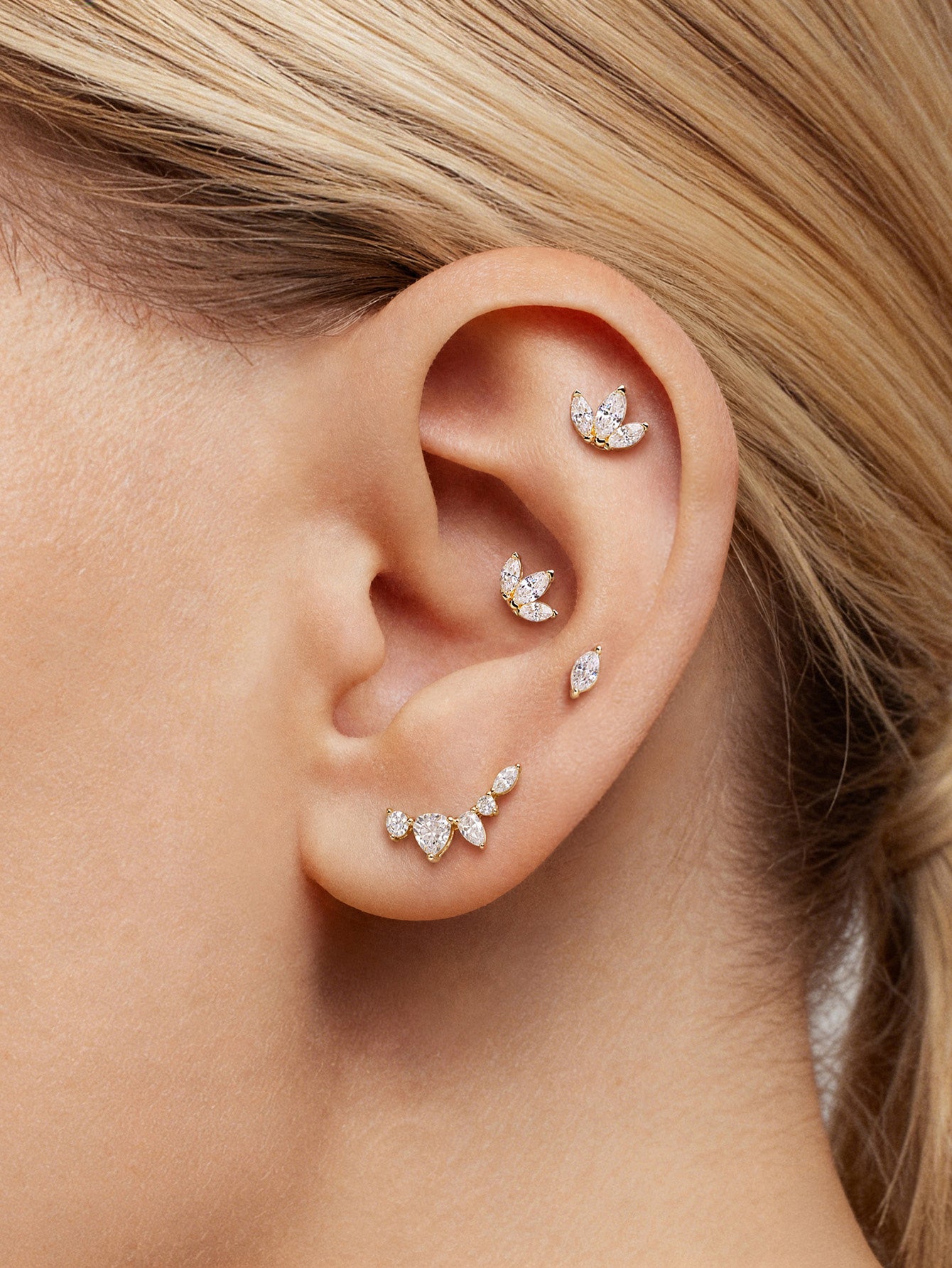 Perno per piercing all'orecchio marchesa trio in oro massiccio 14 carati