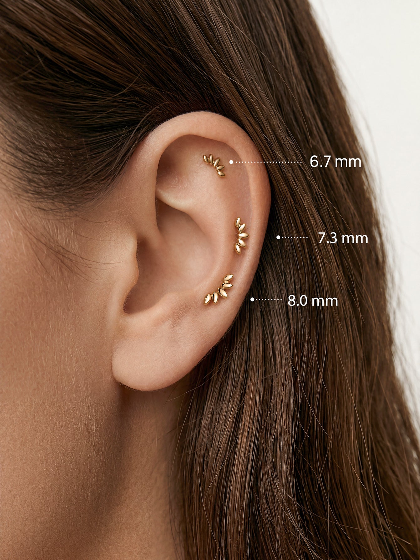 Perno per piercing all'orecchio marquise con corona in oro massiccio 14k
