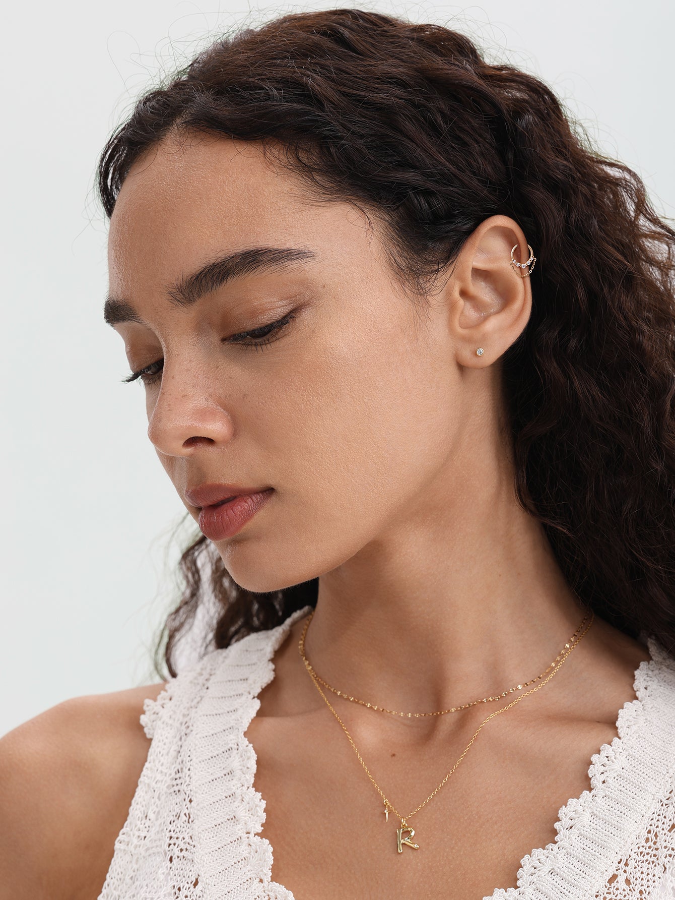 Anneau d'oreille à pompon prisme en or massif 14 carats