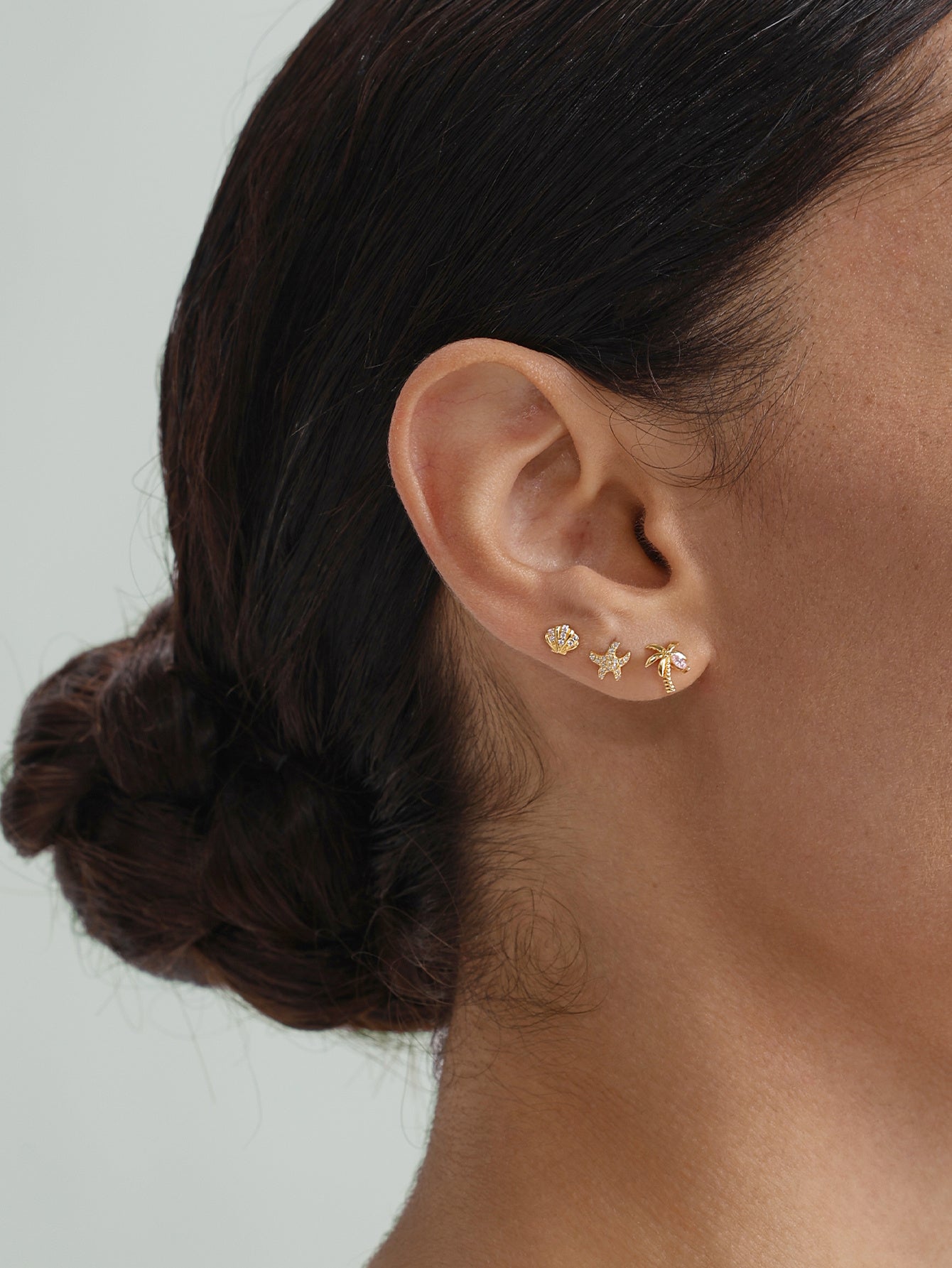 KOSINER Delicate coconut tree stud for multi-style ear stack matching