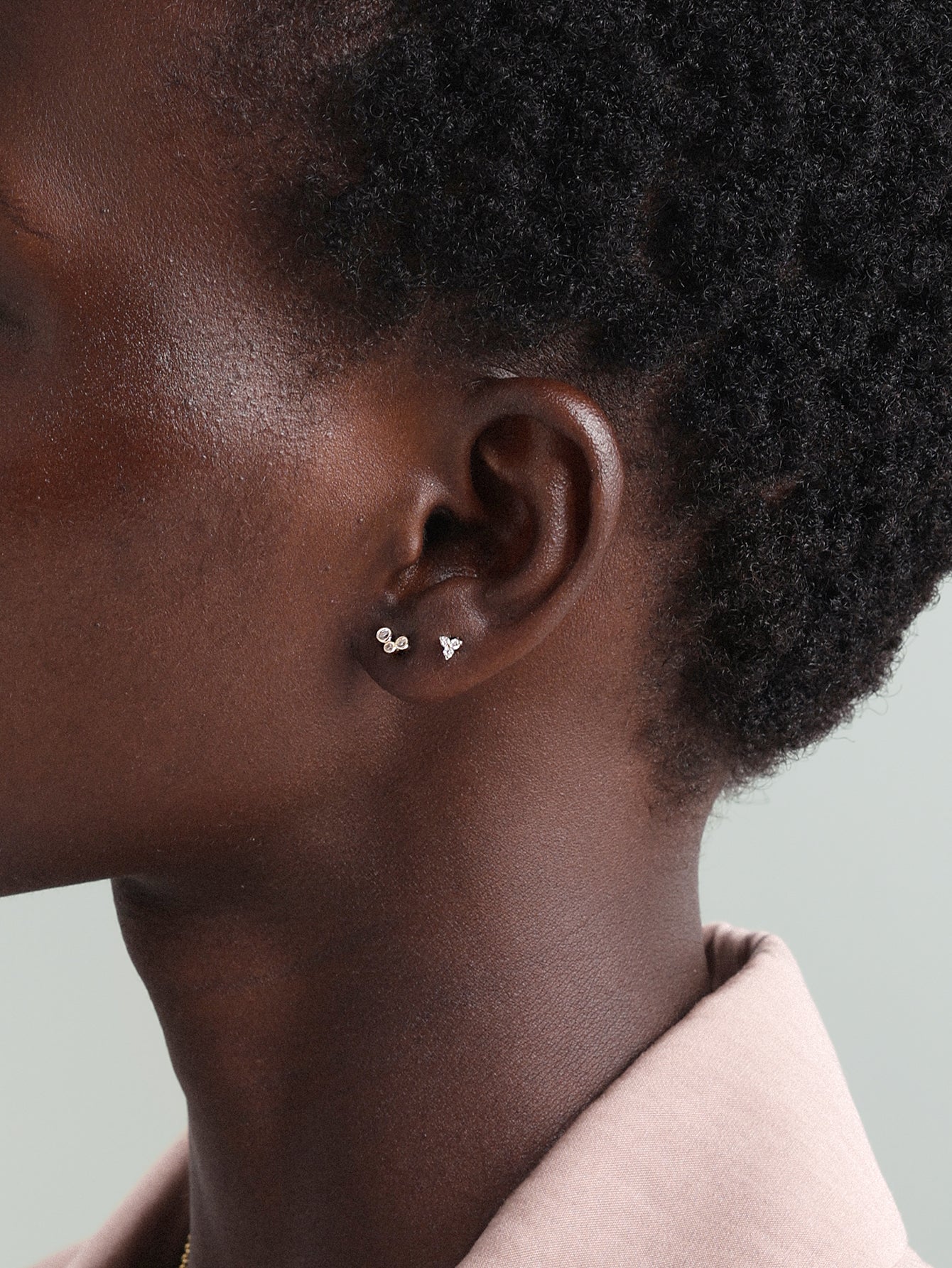 14K massief gouden Trinity glanzende geboortesteen Stud