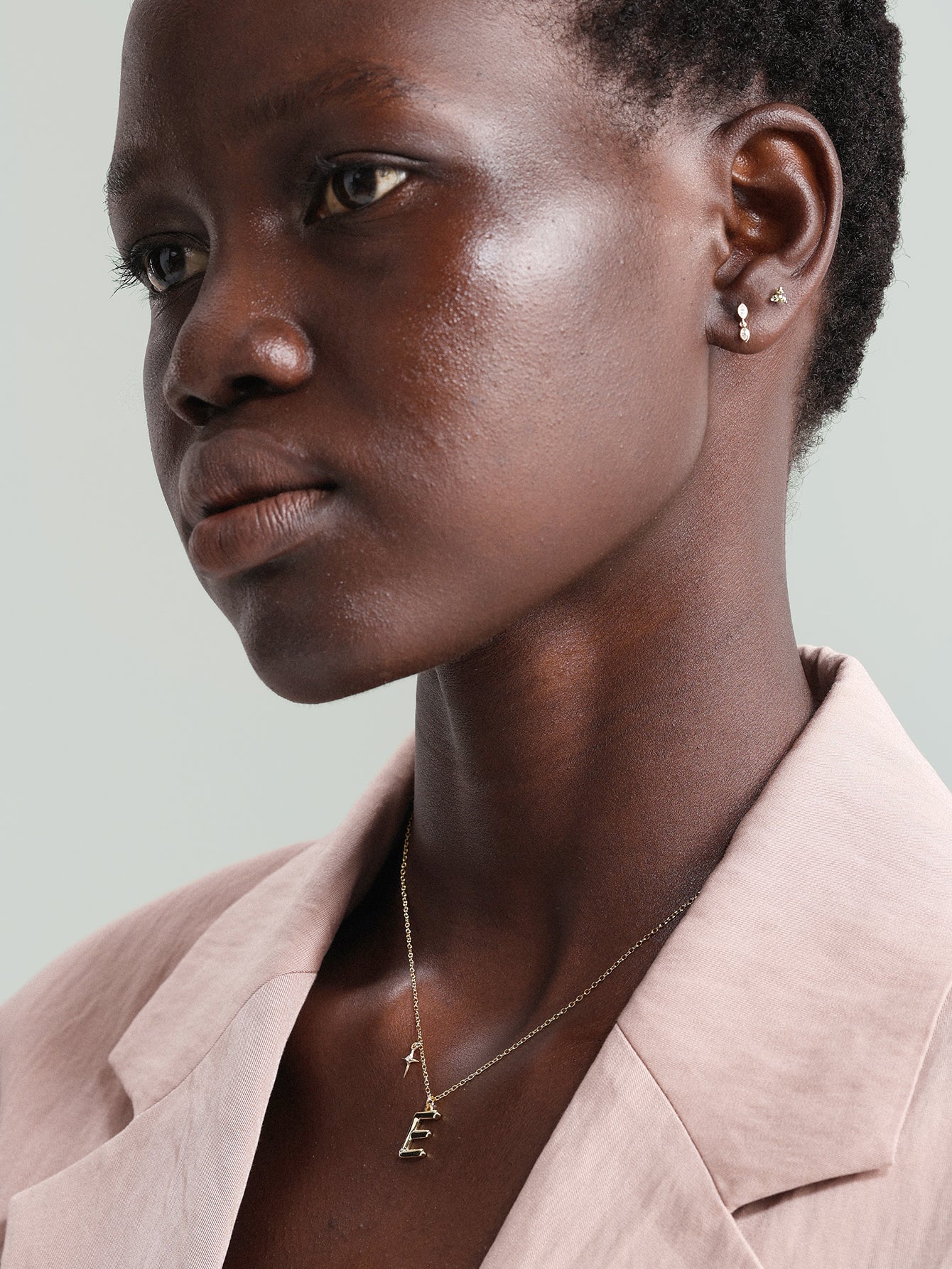 Perno portafortuna lucido in oro massiccio 14K della Trinità di agosto