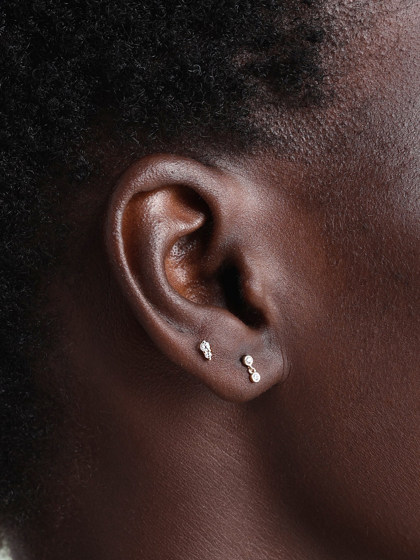 14K massief gouden bungelende zirkoon oorpiercing Stud