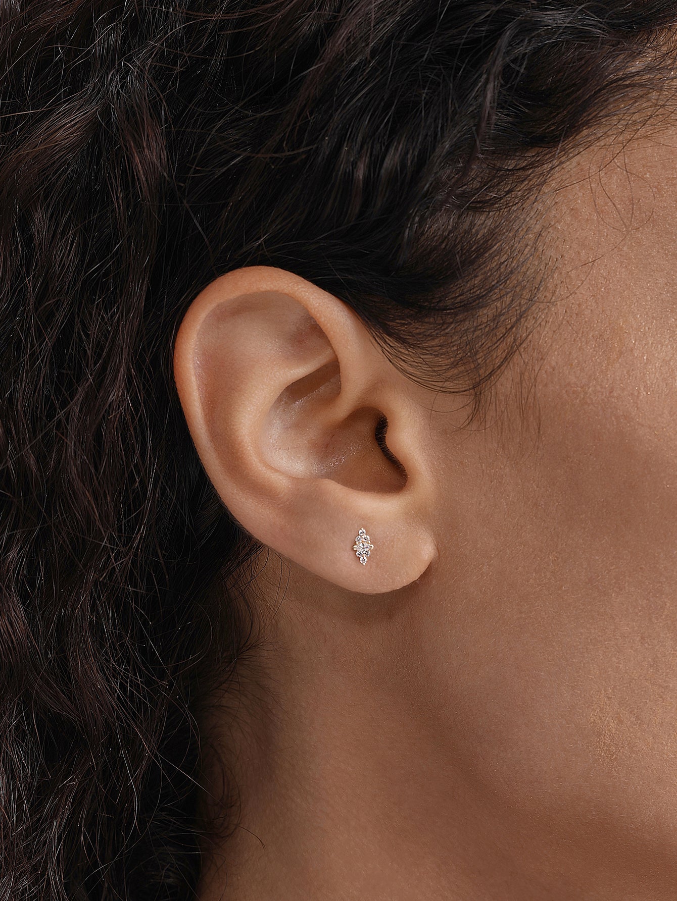 14K massief gouden vliegende vleugels oorpiercing Stud