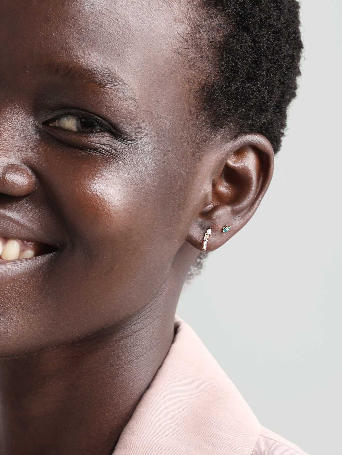 Minimalistischer Marquise-Quasten-Flatback aus 14-karätigem Gold