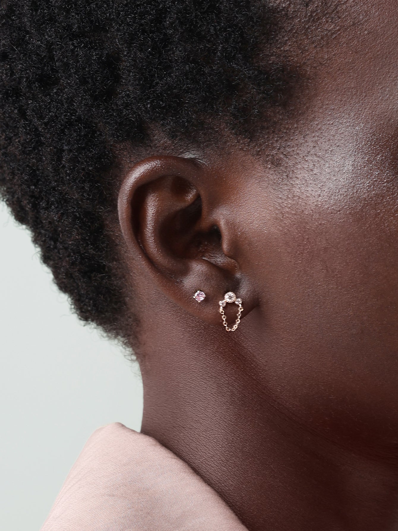 Okrągły kolczyk do ucha z 14-karatowego złota