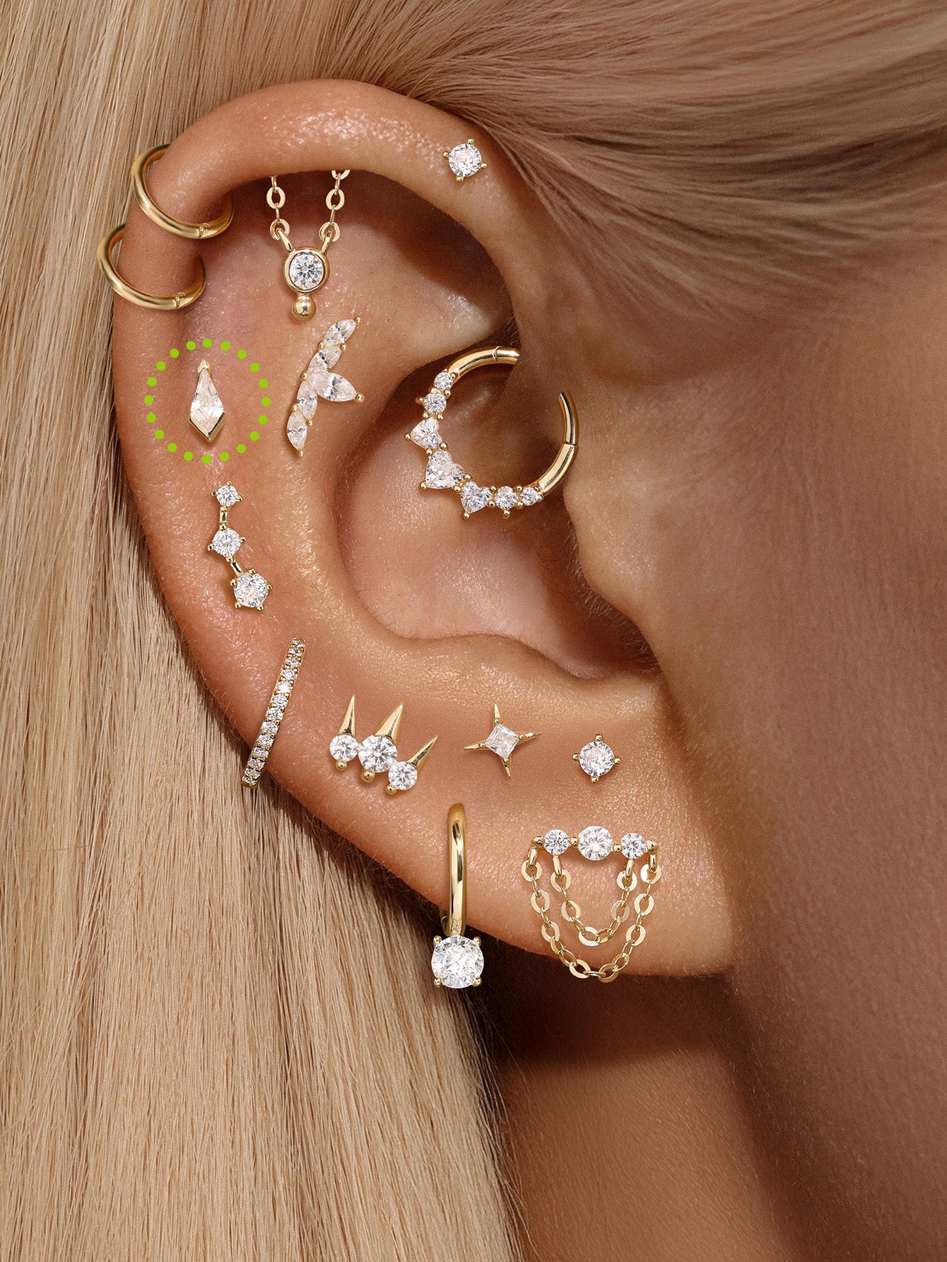 Piercing de oreja con circonita cúbica de oro macizo de 14 quilates