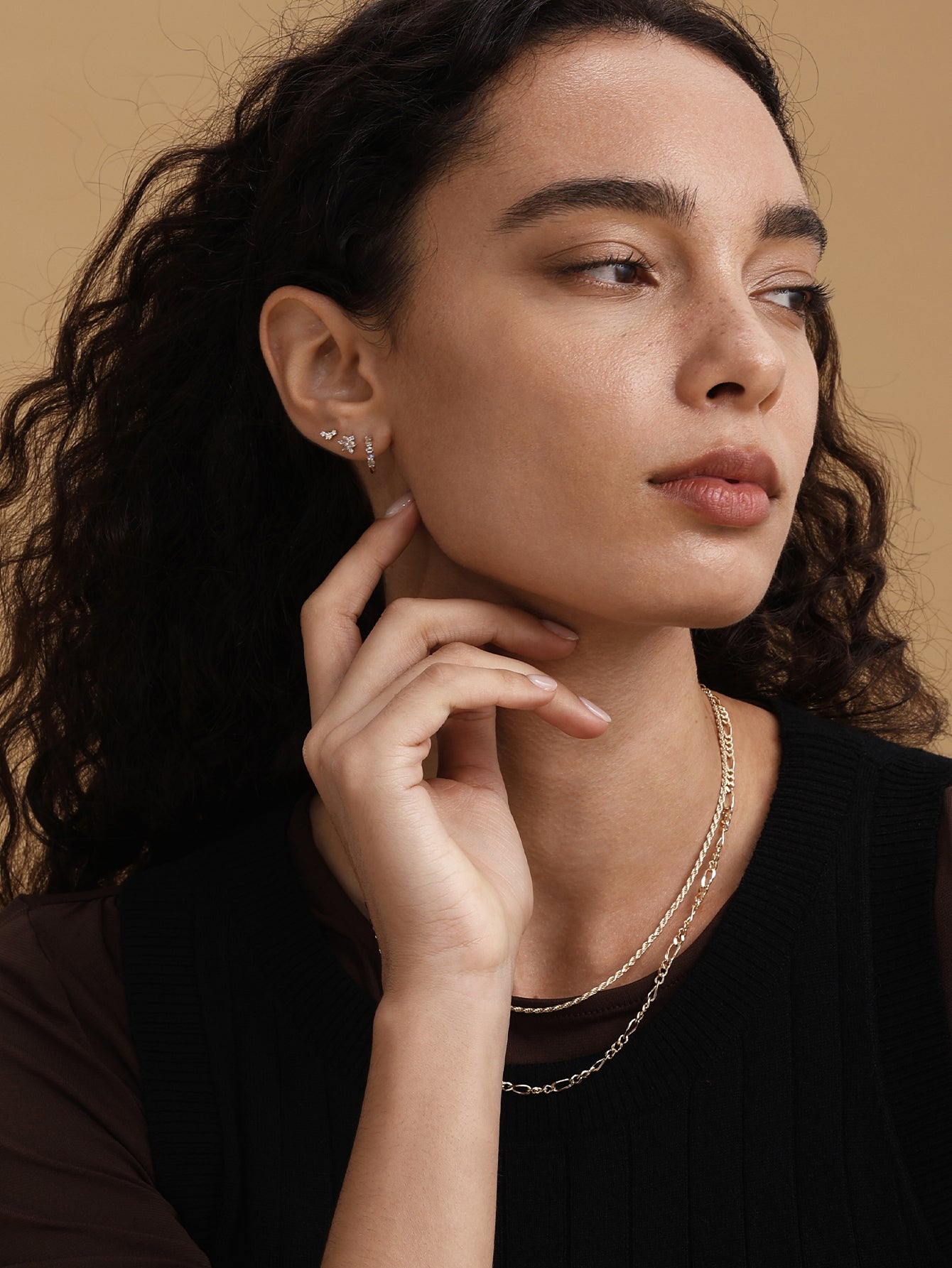 Klassischer Mondstein-Creolen-Ohrring aus 14-karätigem Massivgold