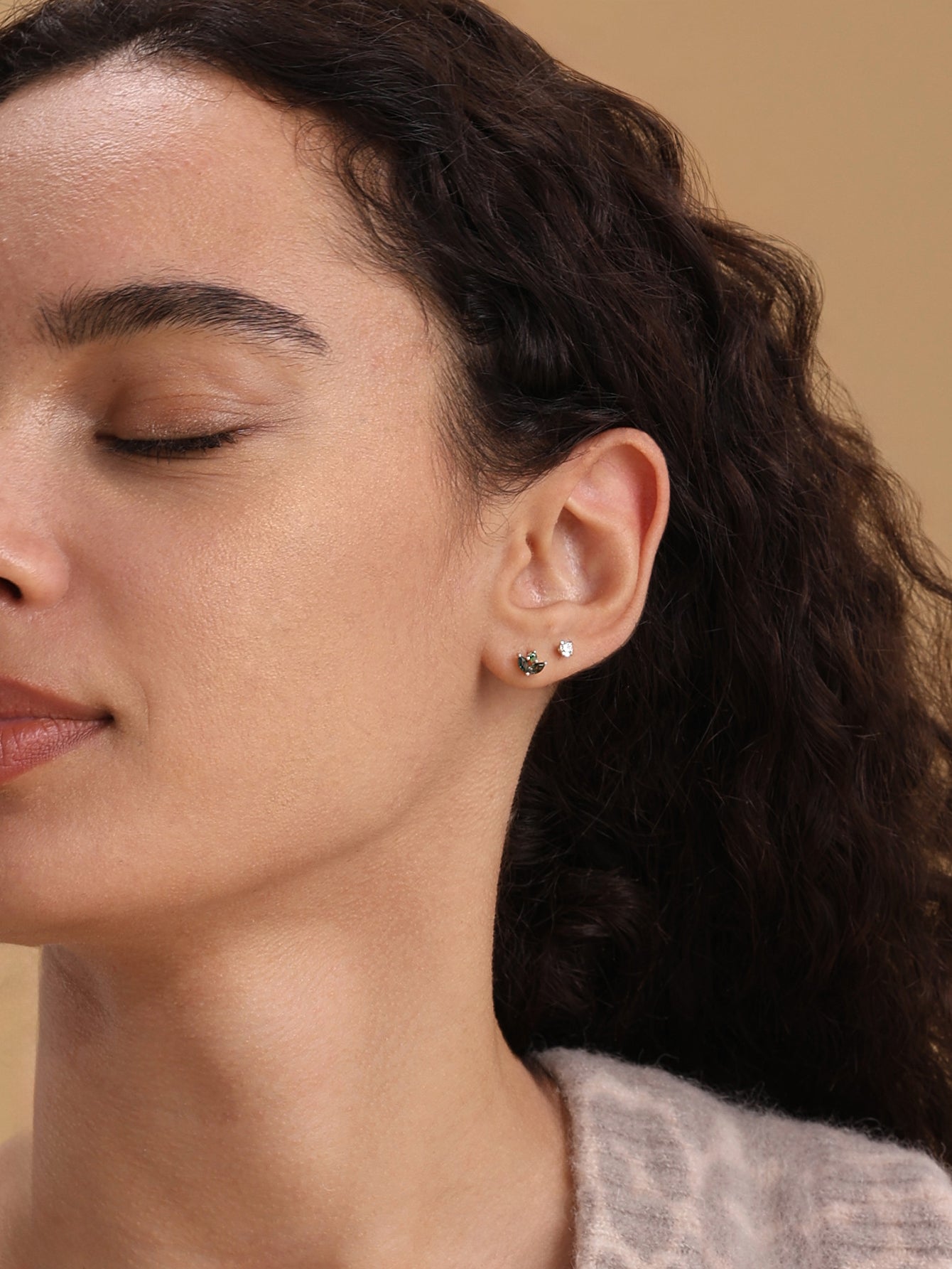 14K massief gouden mosagaat bladeren plaksteen Stud