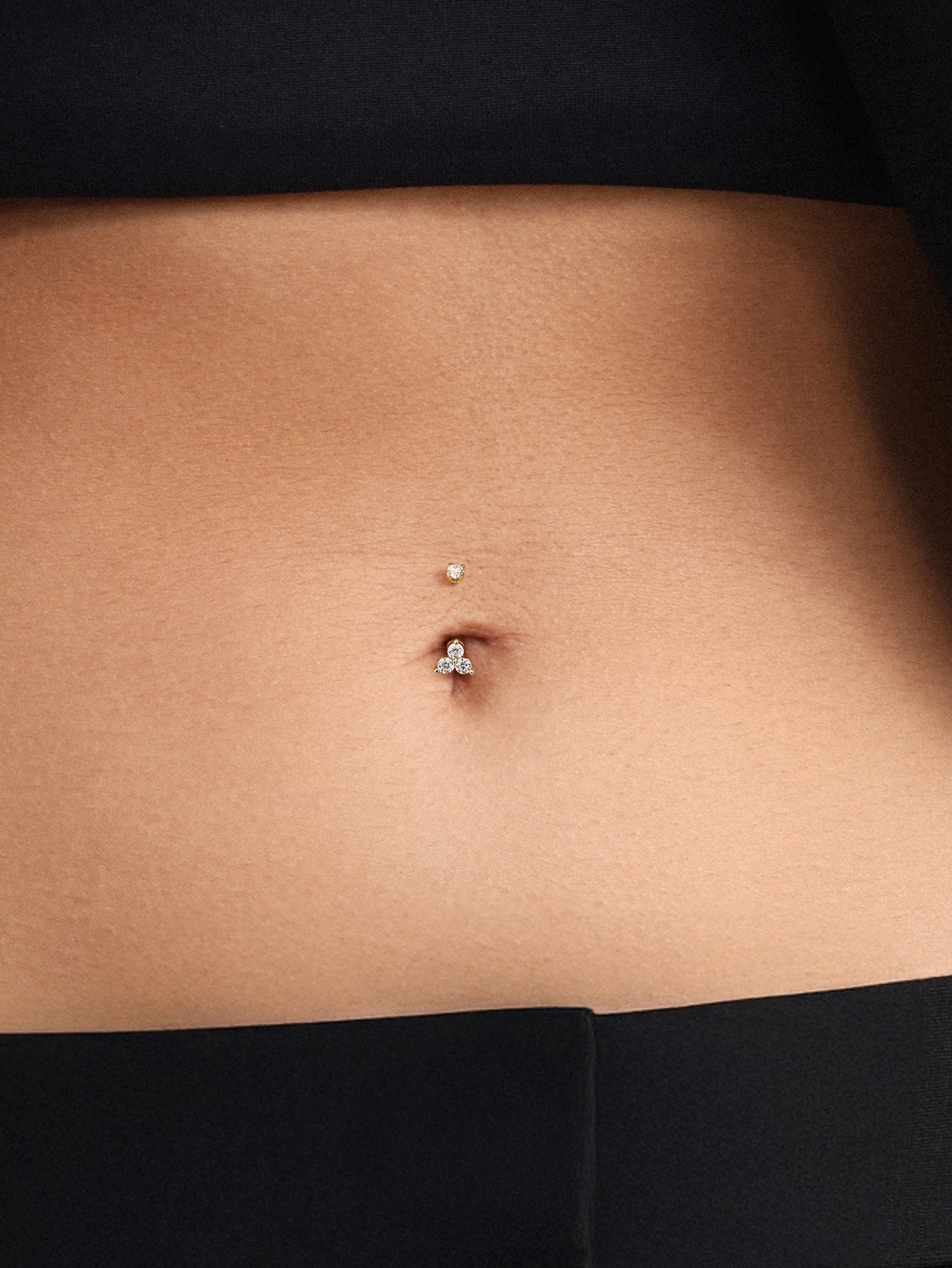 14K massief gouden Trinity glanzende CZ navelpiercing