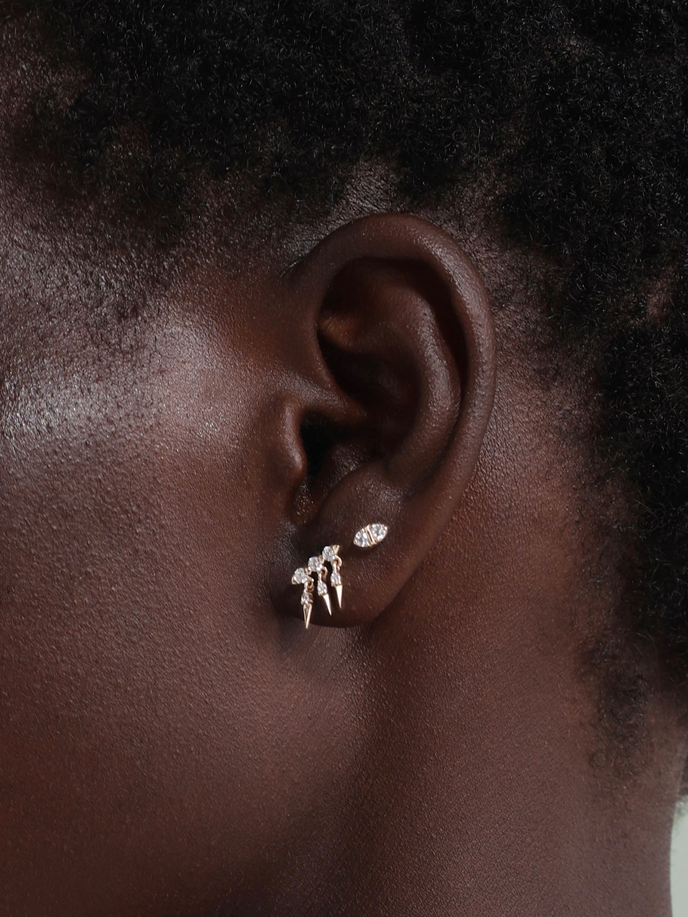 Goujon géométrique à dos plat en or massif 14 carats Prism Sparkle