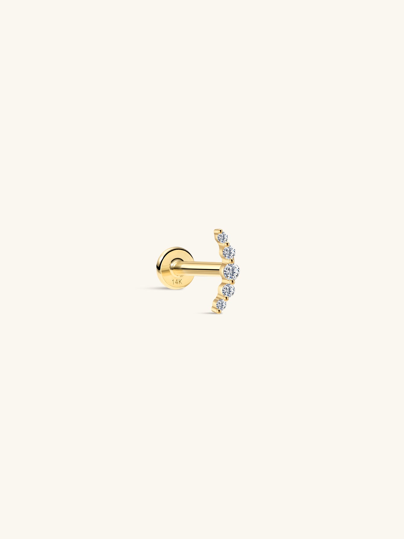Piercing de oreja de media luna pavimentado de oro macizo de 14 quilates