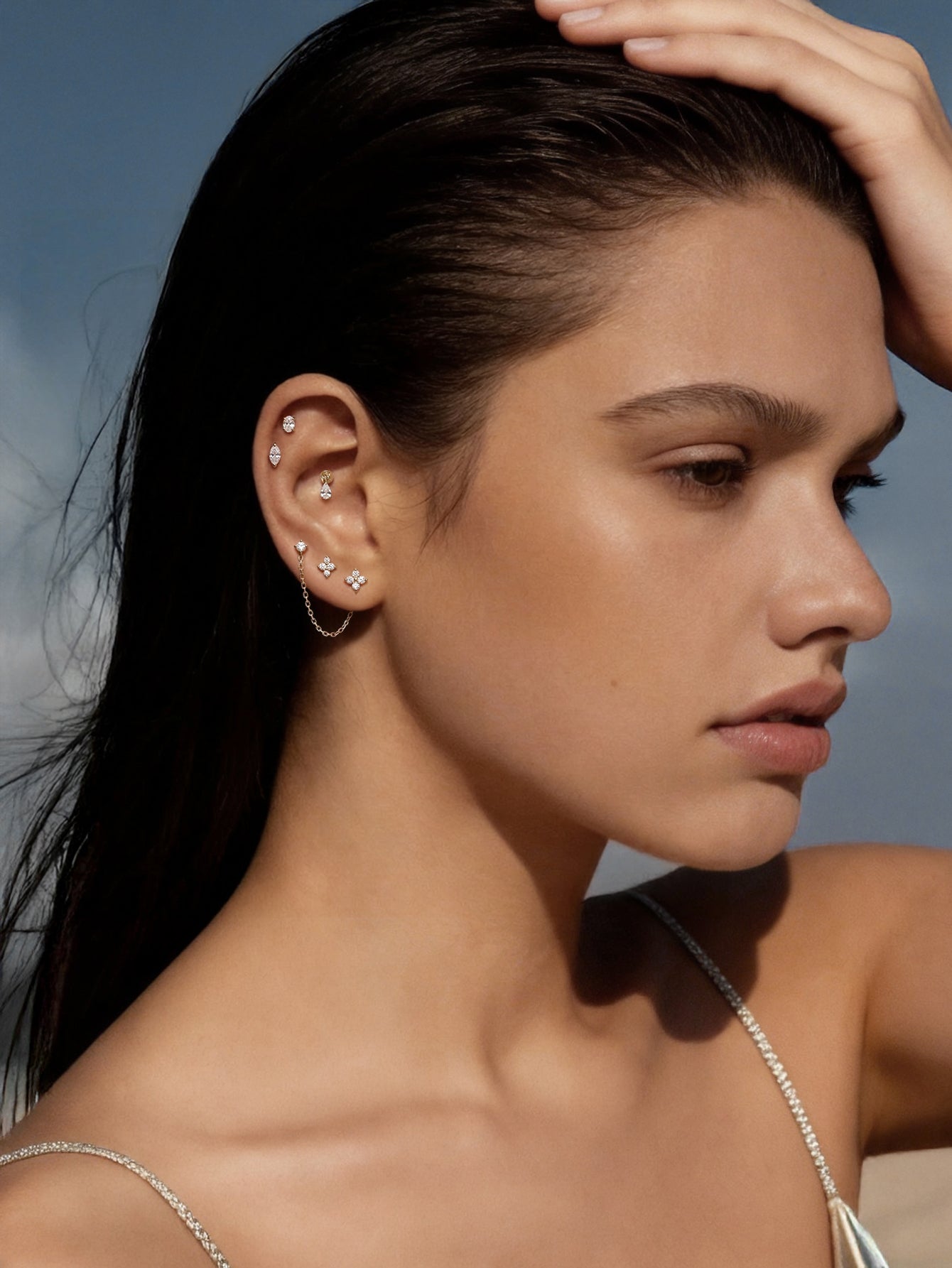 14K massief gouden Sparkle bloem Zirkoon oor piercing Stud