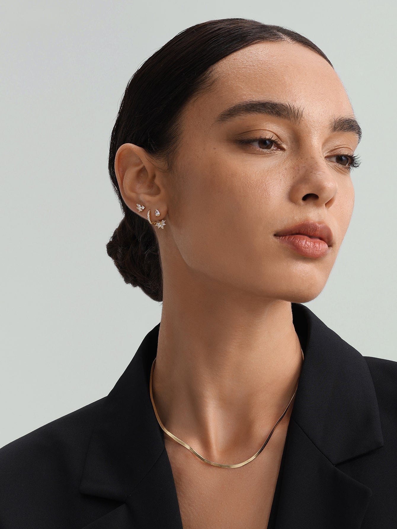 Seria kolczyków ze srebra próby 925 w kształcie łezki i cyrkonii