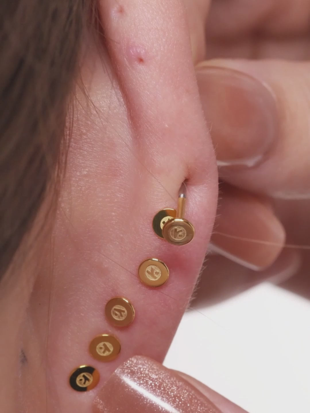 Create your ocean-inspired ear stack with KOSINER flatback stud